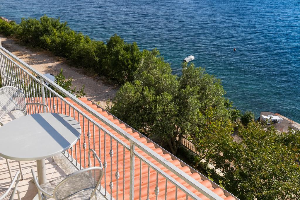 Apartments Vukelic Klenovica Luaran gambar