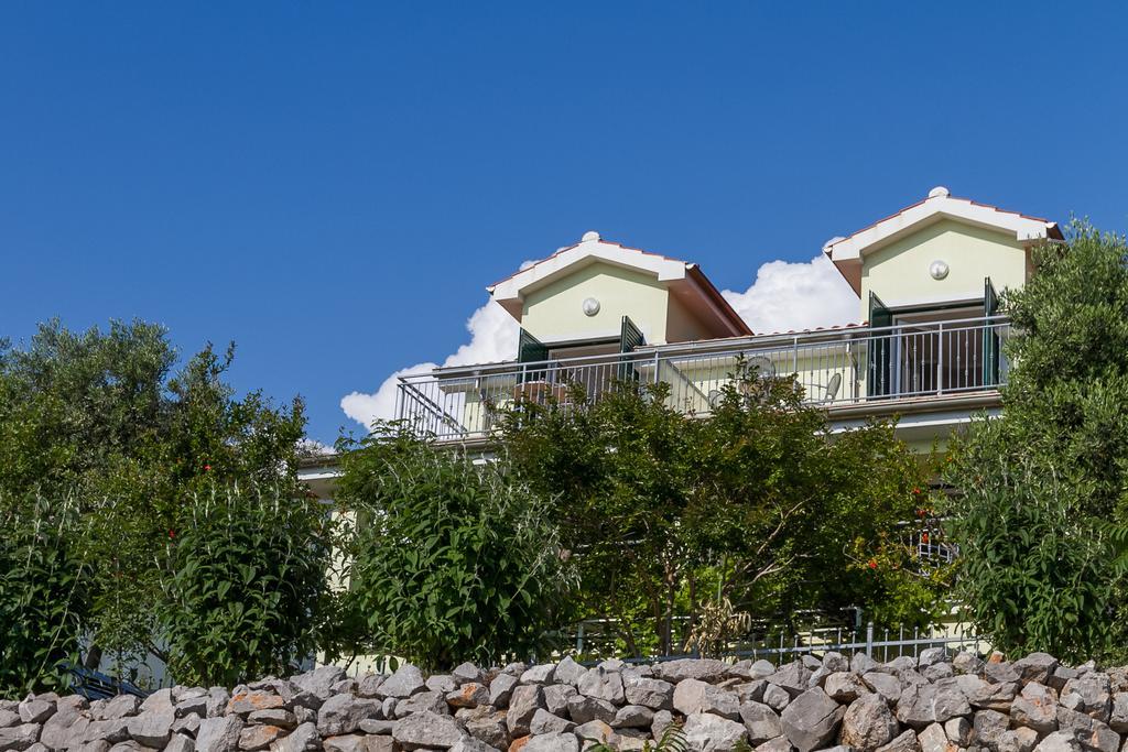 Apartments Vukelic Klenovica Luaran gambar