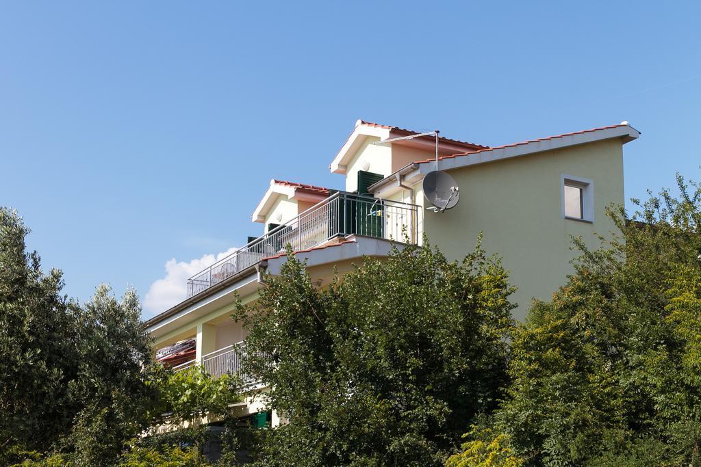 Apartments Vukelic Klenovica Luaran gambar